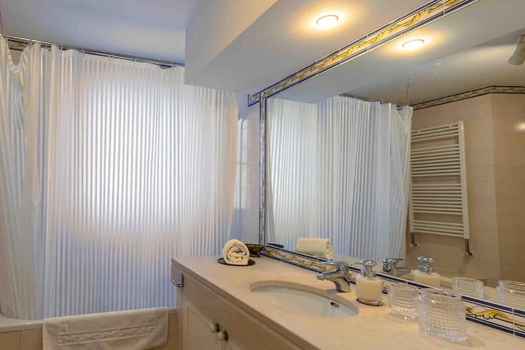 Historical 3 Bedroom Duplex In Apartamento Lisboa