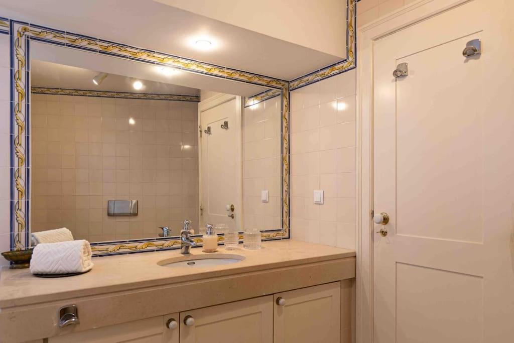 Historical 3 Bedroom Duplex In Apartamento *