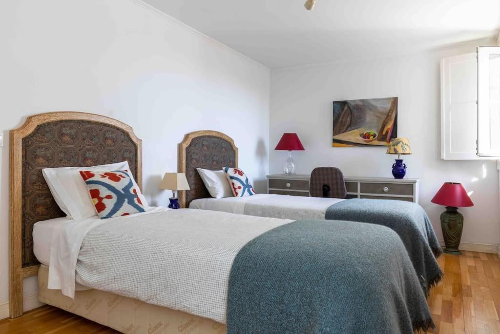 Historical 3 Bedroom Duplex In Apartamento Lisboa