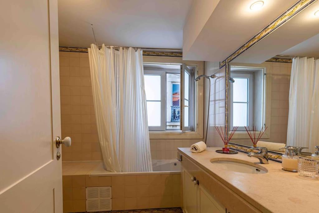 Apartamento Historical 3 Bedroom Duplex In