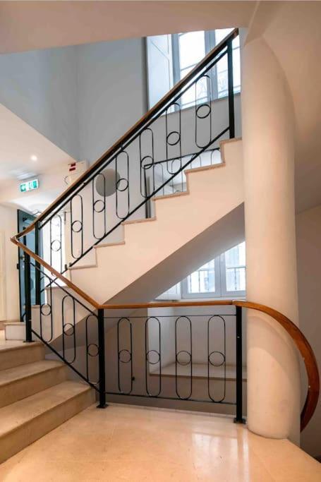 Historical 3 Bedroom Duplex In Apartamento Lisboa