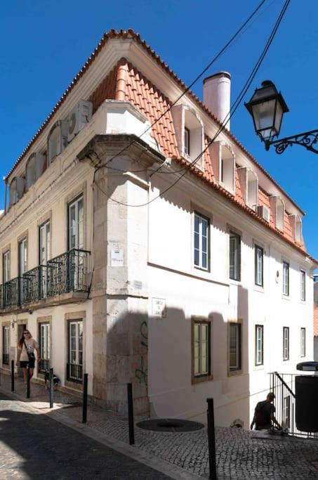 Historical 3 Bedroom Duplex In Apartamento *